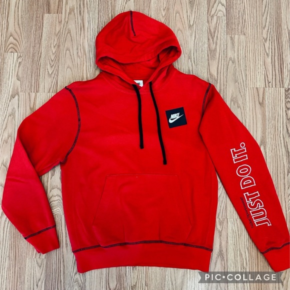 Nike Sportswear Pullover Hoodie - Picture 2 of 8